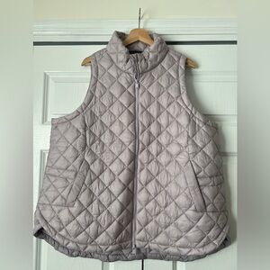 Athleta Quilted Vest in Lavender/Pink (2X)